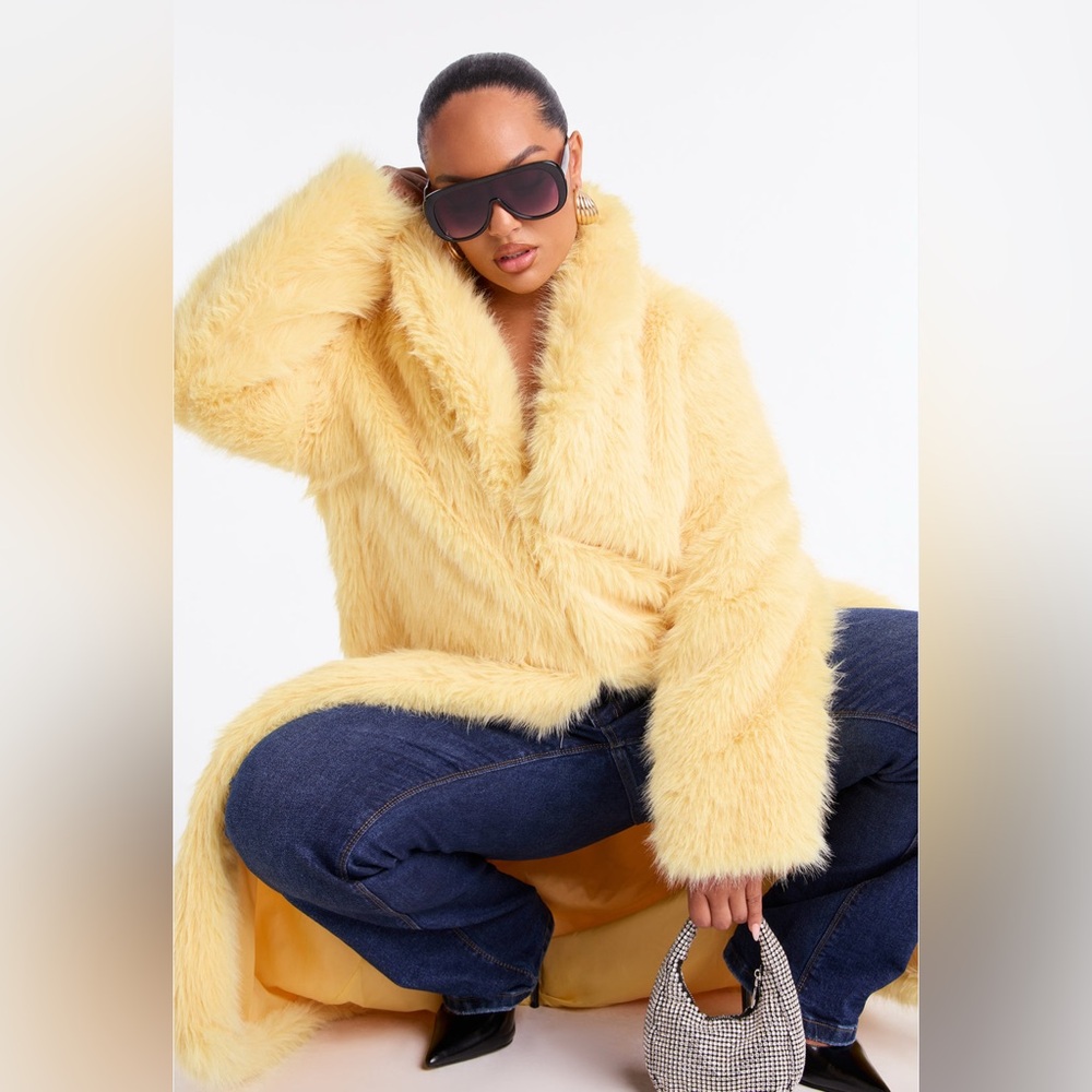 NWT Fashion Nova Soft Yellow Teddy Jacket 2X